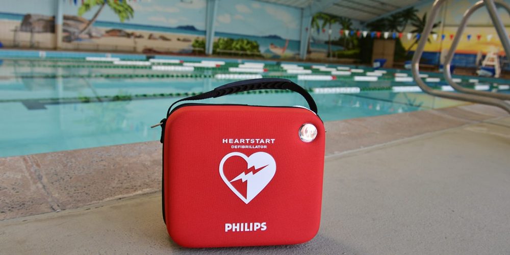 aed by swimming pool