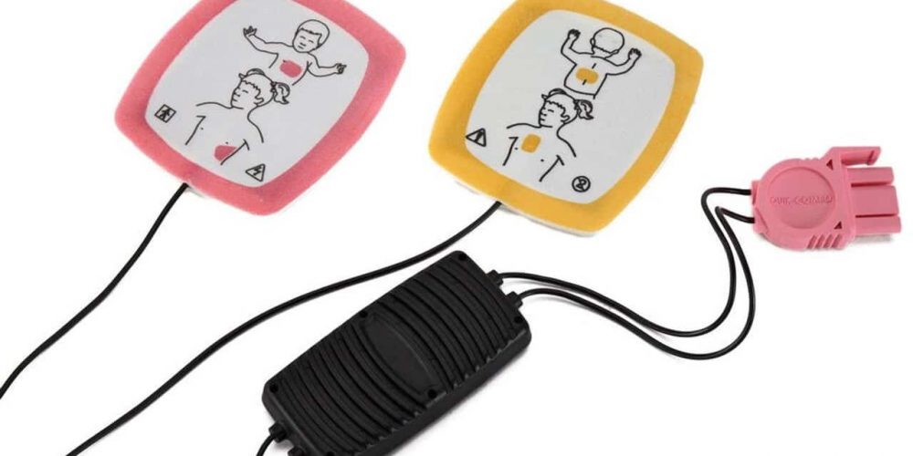 LIFEPAK-Infant-Child-AED-Pads-11101-000016-open